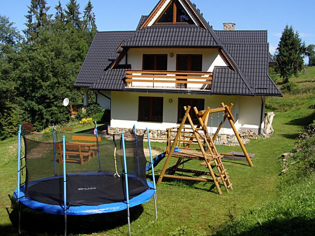 Dom Goscinny Na Skolach Gliczarów Esterno foto